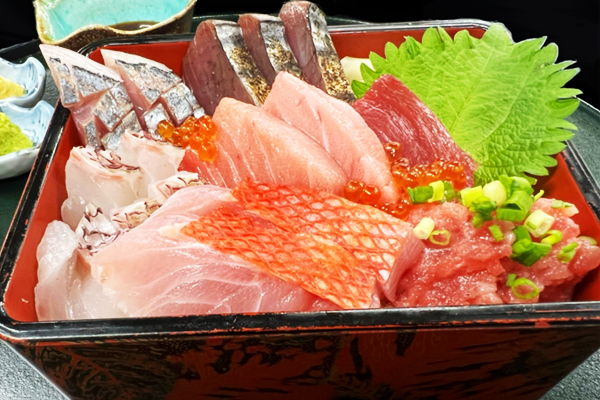 江戸前海鮮重
                